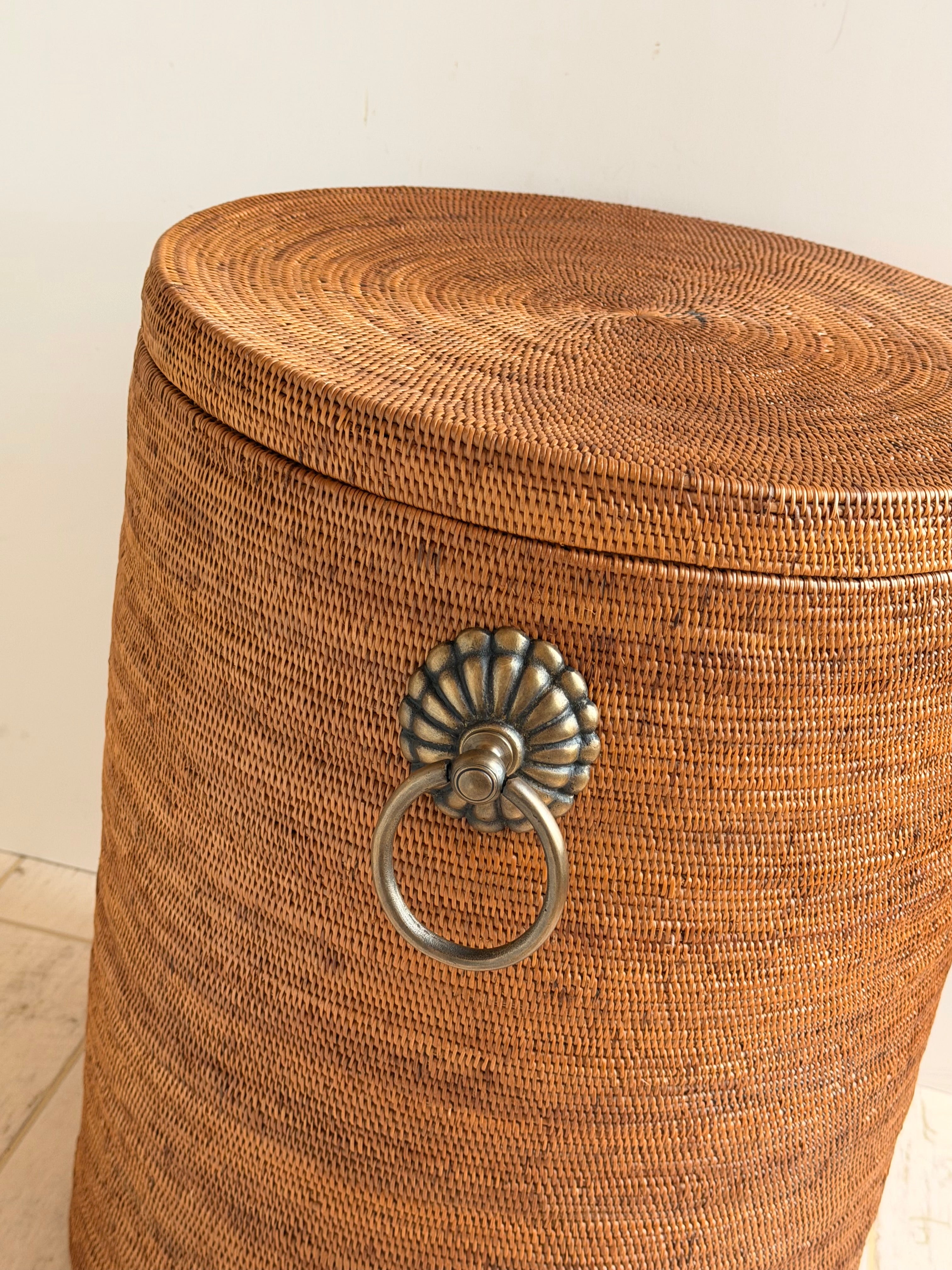 BAX-416SIN 真鍮取っ手蓋付き円柱バスケット(無地・φ40×H50)無料配送