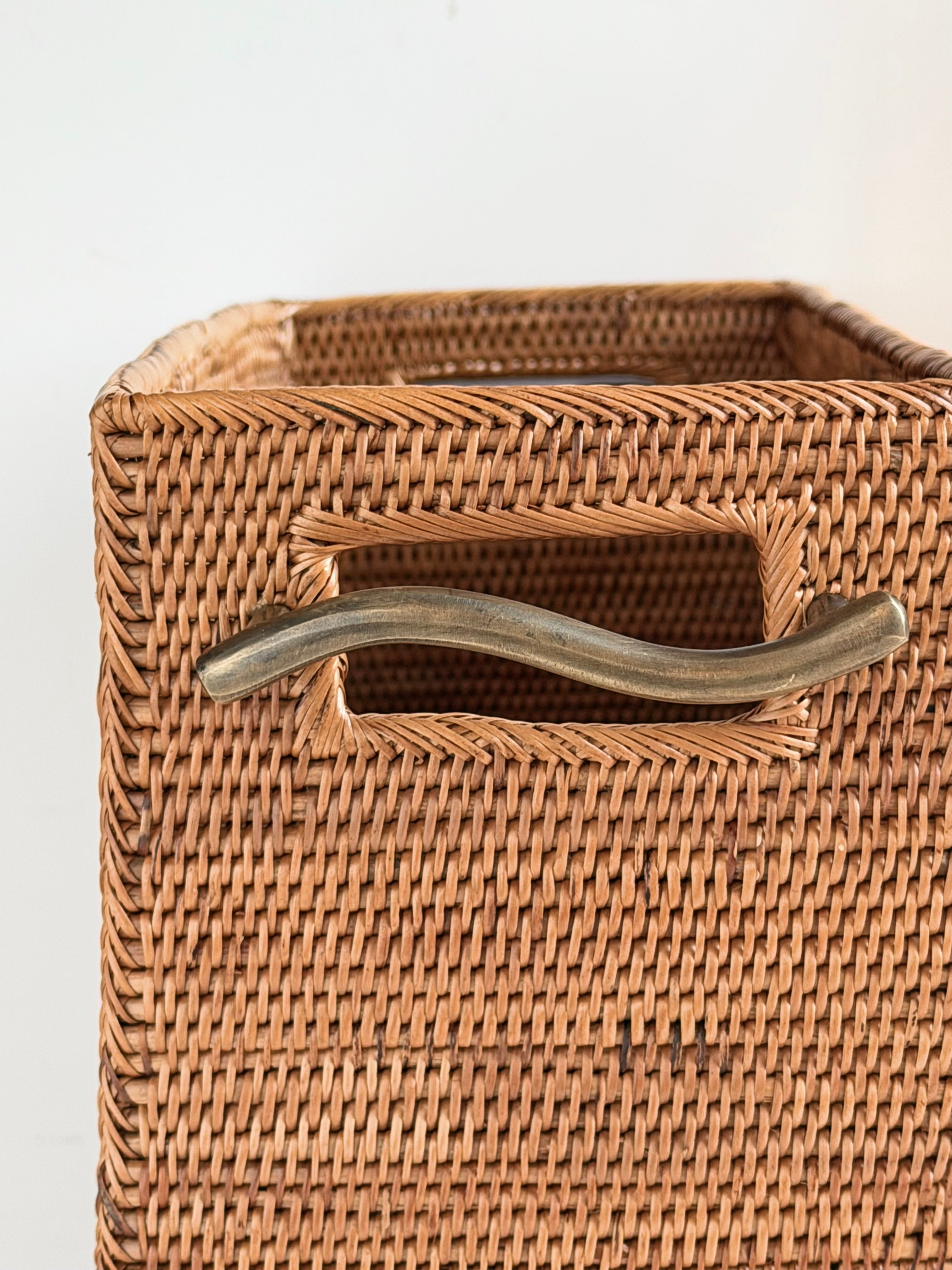 BAX-518SIN　真鍮取っ手薄形バスケット（無地・Ｗ３５×D１５×H３０）無料配送