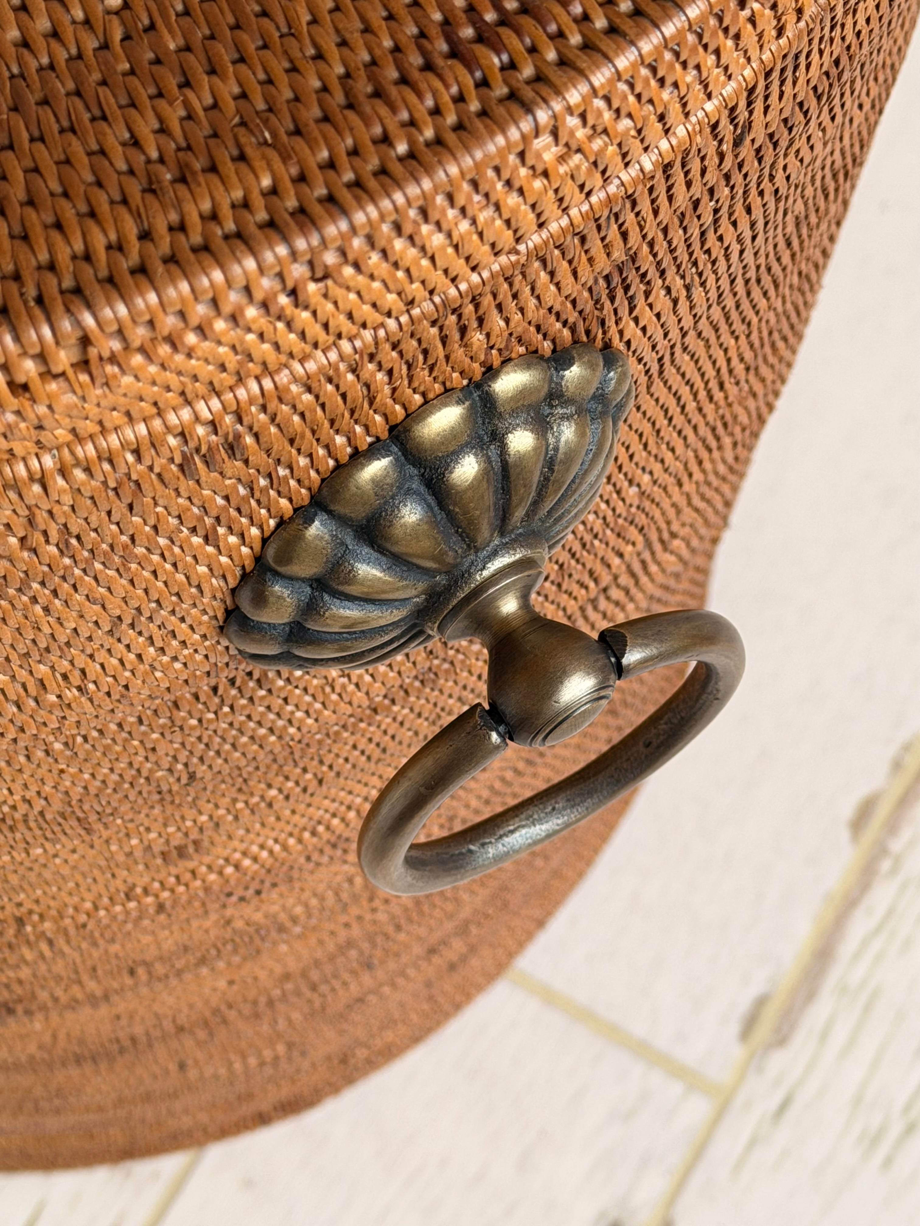 BAX-416SIN　真鍮取っ手蓋付き円柱バスケット（無地・φ４０×Ｈ５０）無料配送