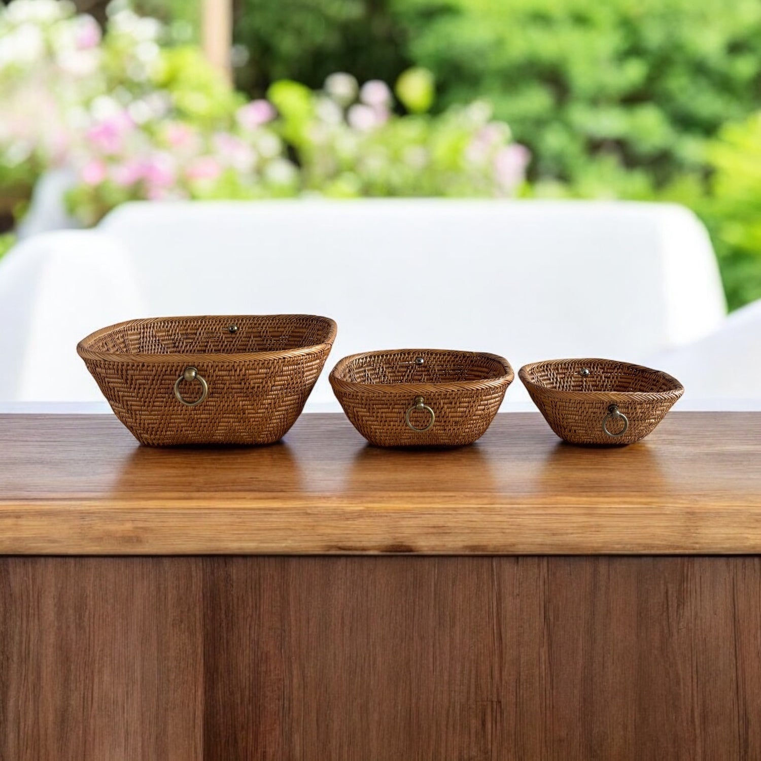 BAK-180SIN　真鍮取っ手逆台形かご（同色模様）