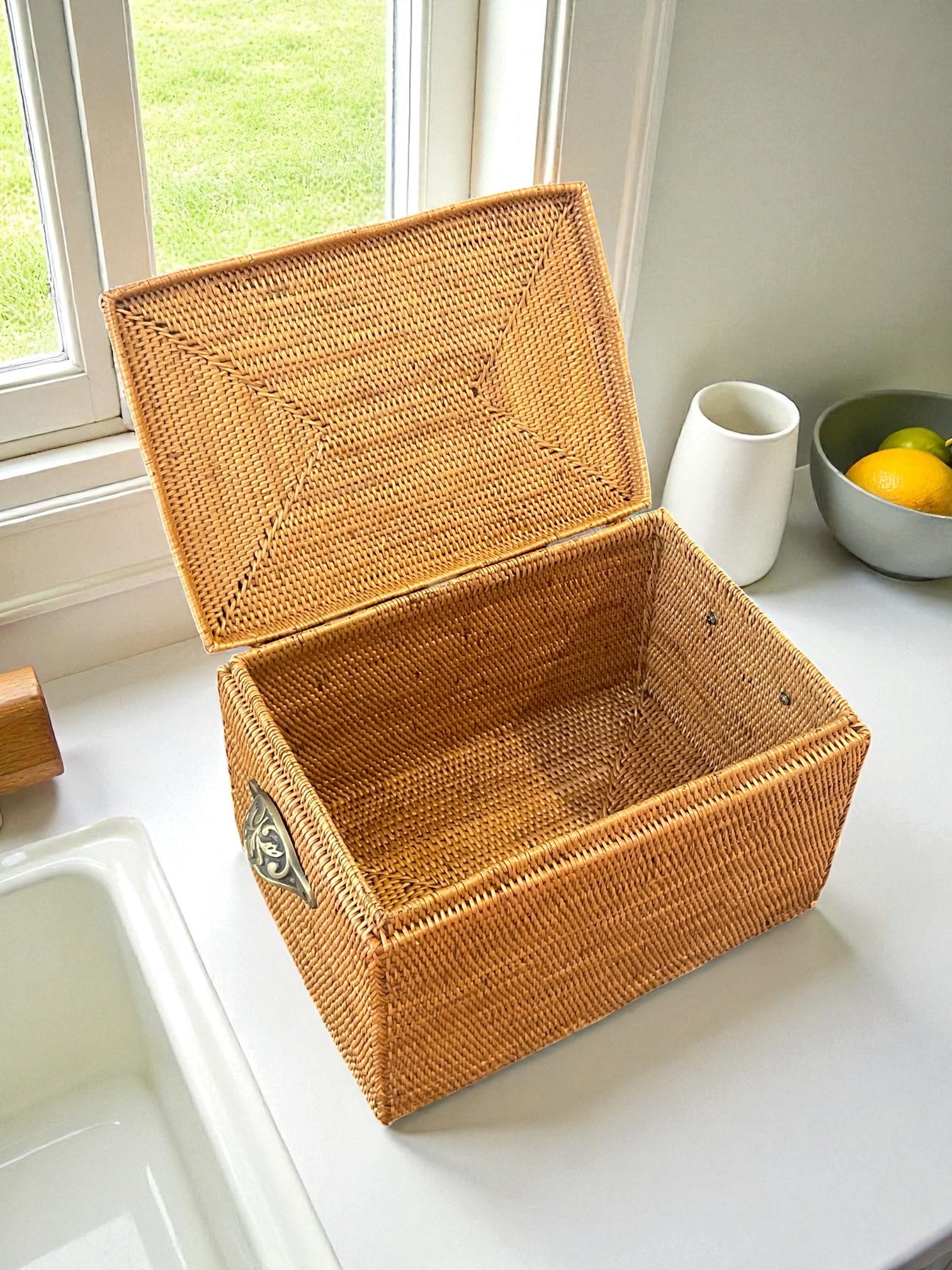 BAX-351SIN　アタブラス蓋付き収納ボックス（Ｗ２６×Ｄ１８×Ｈ１６）無料配送