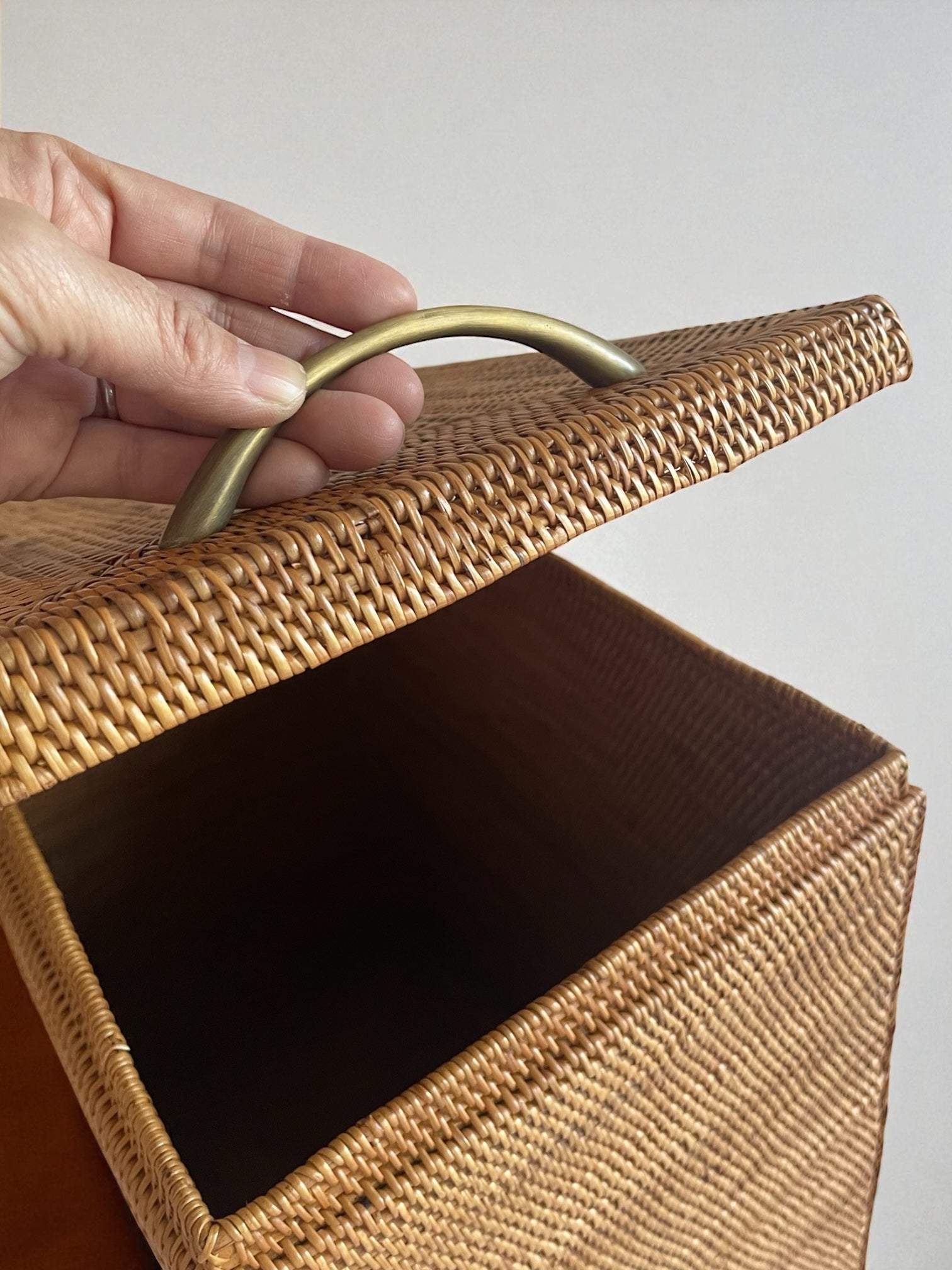 BAX-270SIN　真鍮取っ手スリムランドリーボックス収納ボックス（ウェーブ・無地•Ｗ20×Ｄ35×Ｈ40）無料配送