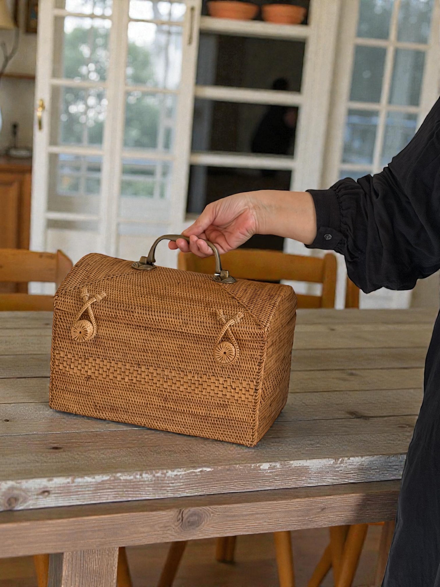 BAX-264SIN　真鍮取っ手ドーム形蓋付きバスケット（無地・W30×D20×H20)無料配送