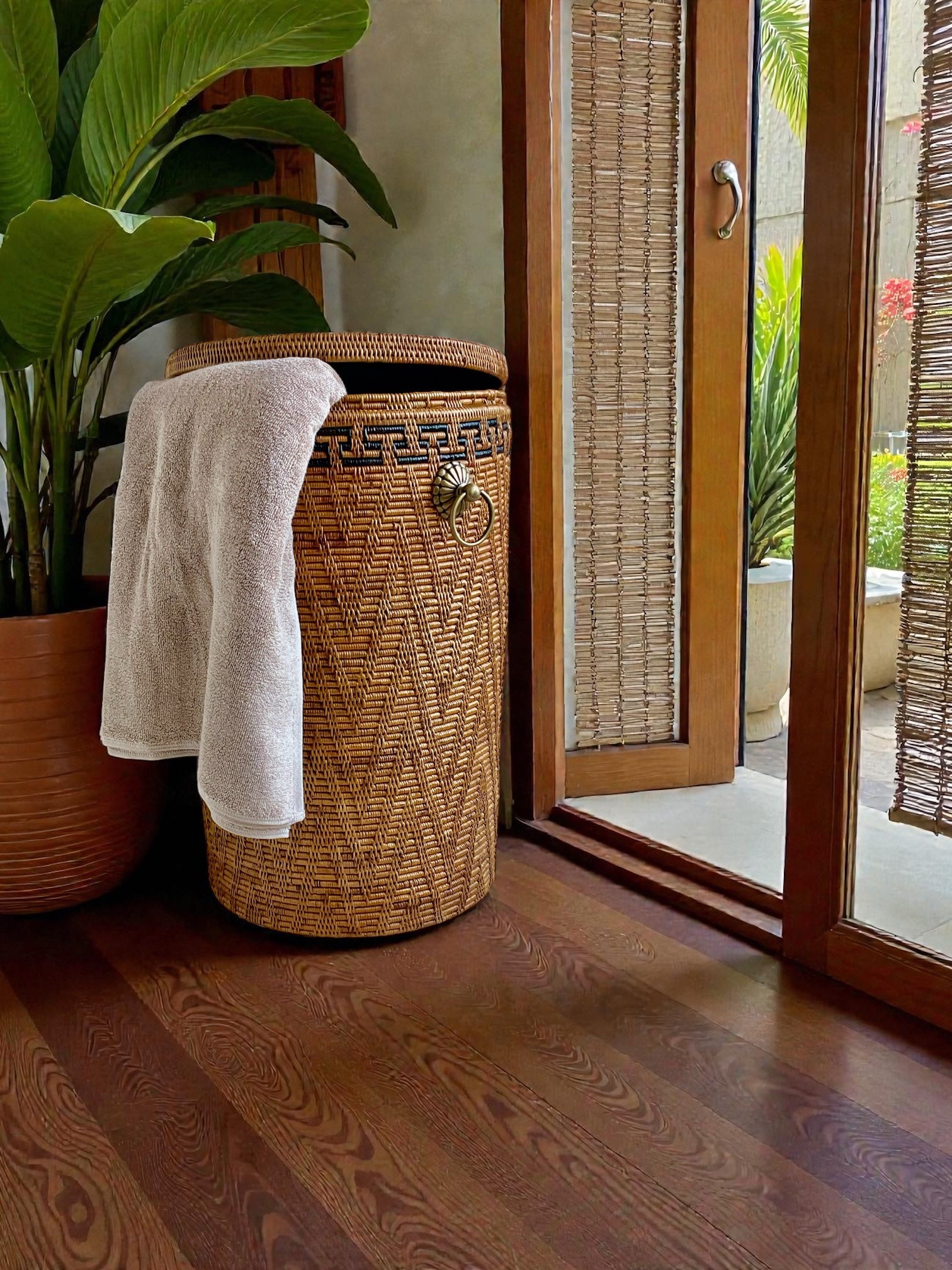 BAI-236SIN-M　真鍮取っ手蓋付き円柱バスケット（模様あり・φ30×H50）無料配送